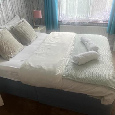 Neat bed